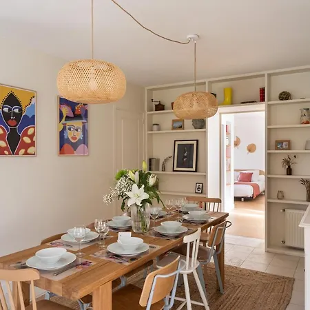 Casa vacanze La Des Rochettes - Charmante Maison Avec Piscine Et Jardin